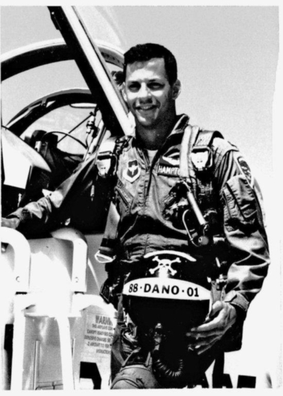 pilot f-16